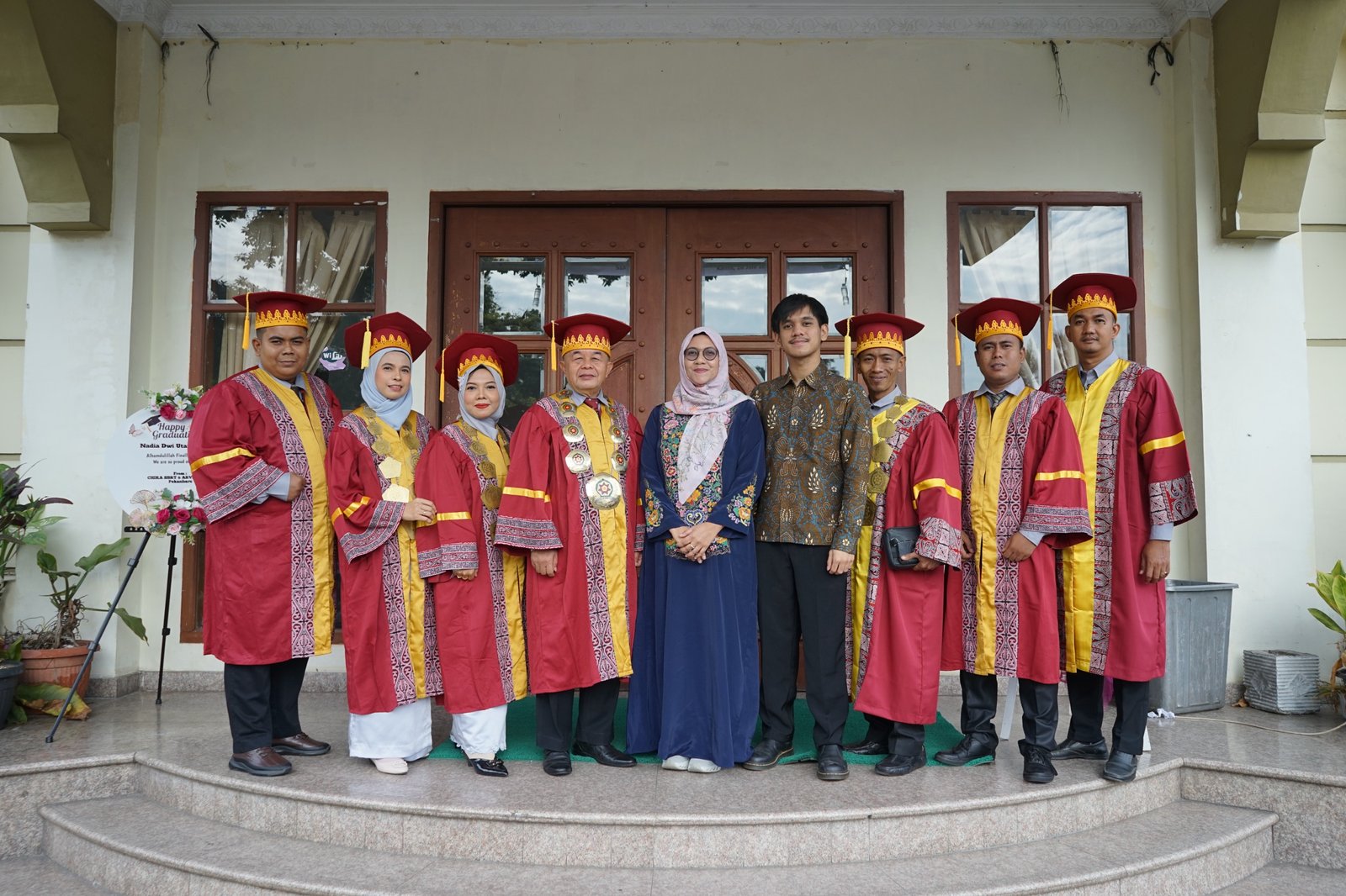 Senat dan Yayasan